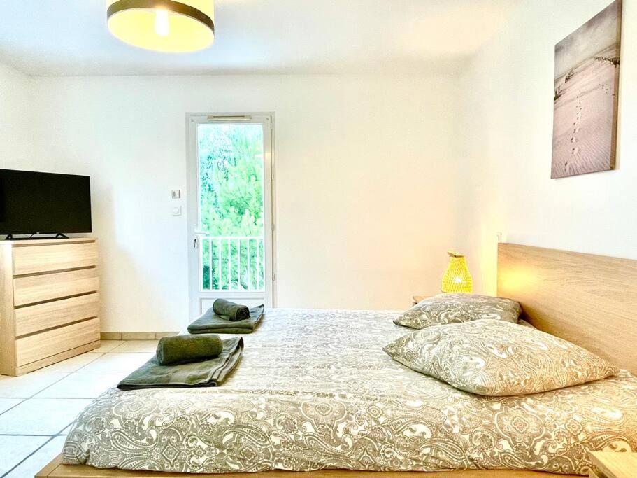 Charmante Villa Pour 10 Personnes Saint-Augustin  Exterior foto